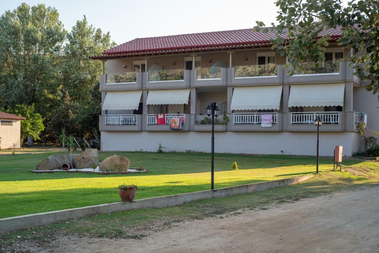 Camping Linaraki Apartments & Bungalows Szikiá Kültér fotó