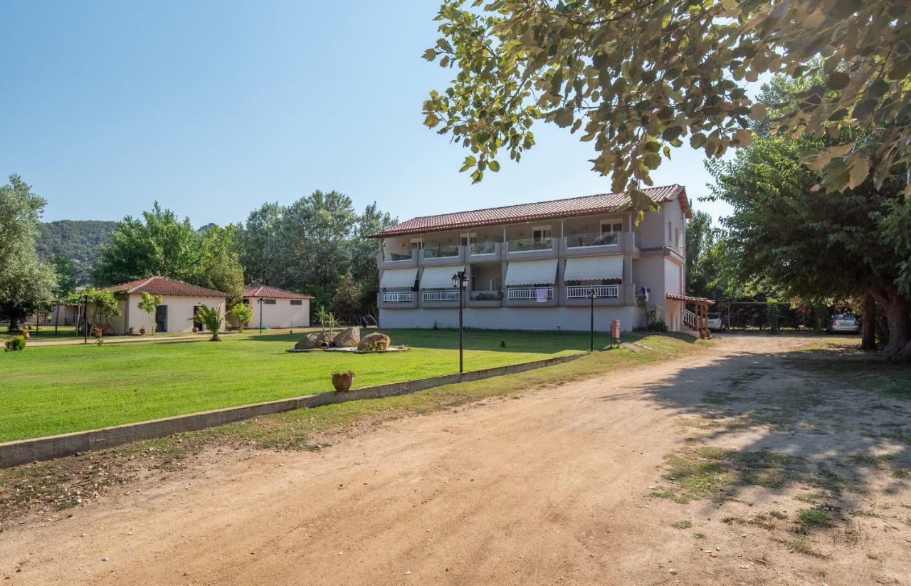 Camping Linaraki Apartments & Bungalows Szikiá Kültér fotó